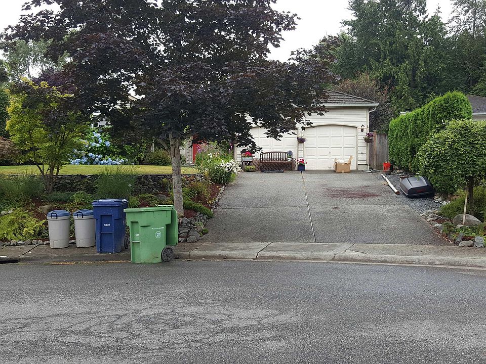 1st image of 11804 1st Pl NE