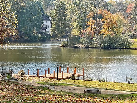 4th image of 2825 Cardinal Lake Cir Unit A