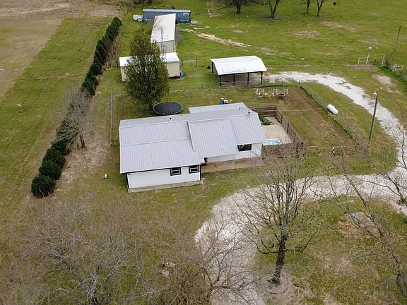 2nd image of 727 N 4410th Rd