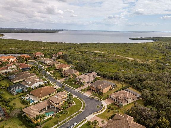 5th image of 362 Cocoplum Ct