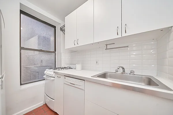 Rented by Living New York | media 4