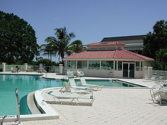 Pool and Workout bldg.