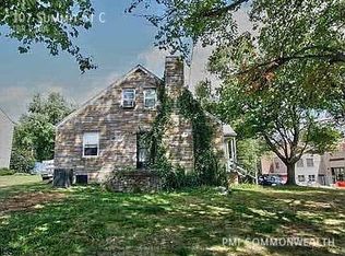 107 Summit St APT C, Charlottesville, VA 22903