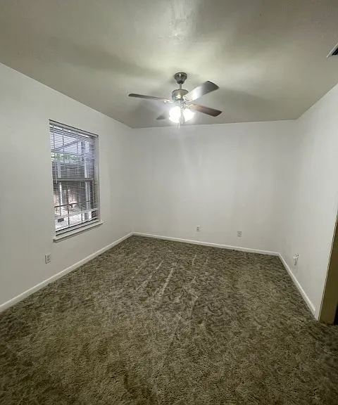 580 SE Nassau St — Photo 15