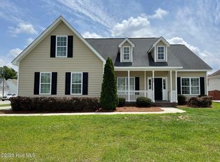 454 Branchwood Dr, Winterville, NC 28590