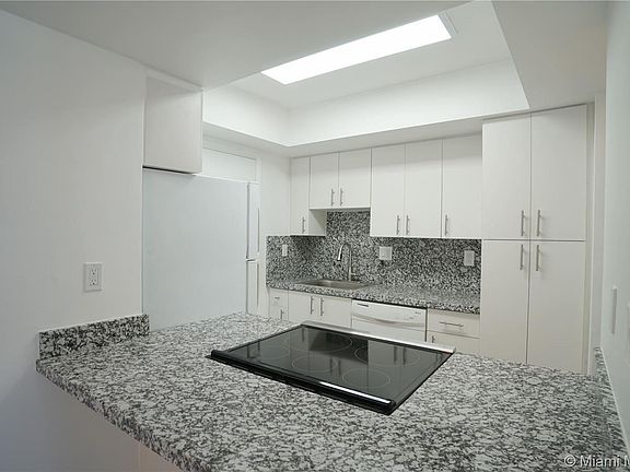 5th image of 195 Sunrise Dr APT 5