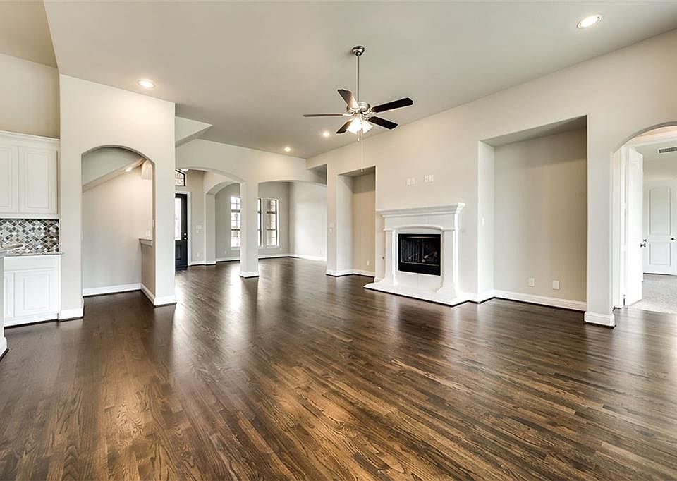 1st image of 2724 Neblina Ct