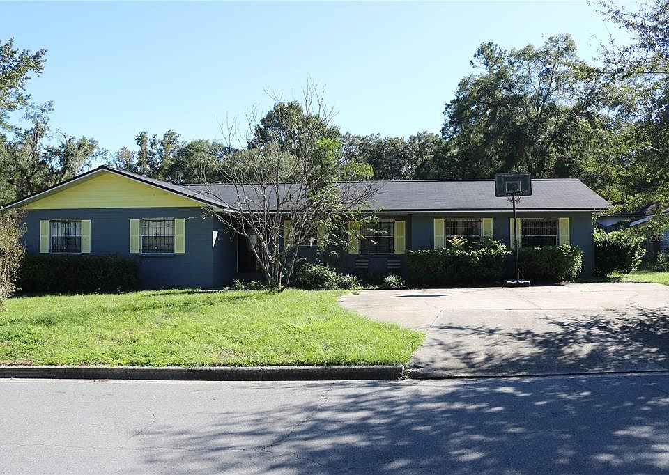 1st image of 1631 NW 43RD AVENUE