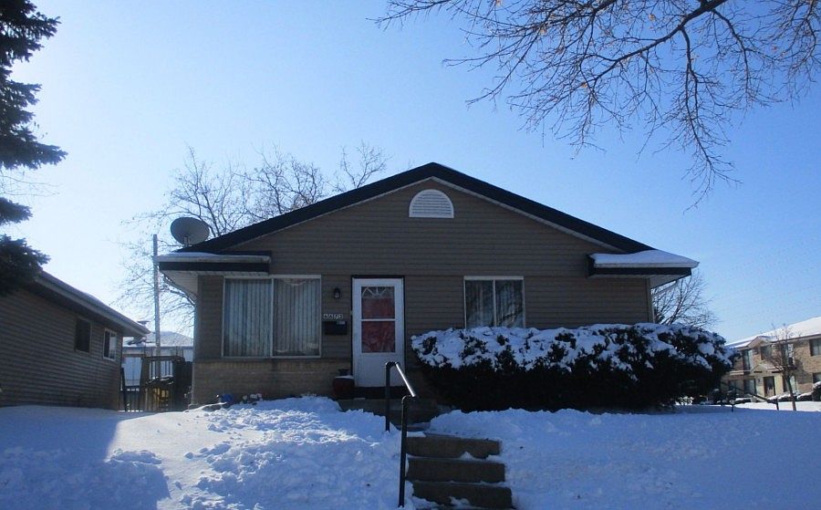 1st image of 6673 W Brentwood Ave