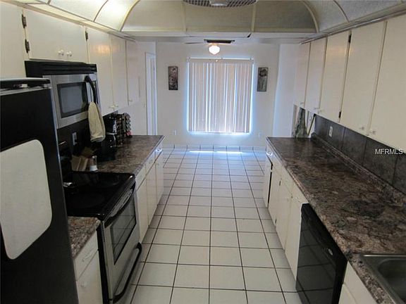 2nd image of 1709 Hibiscus Cir S