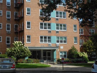 98 DeHaven Drive #4E, Yonkers, NY, 10703