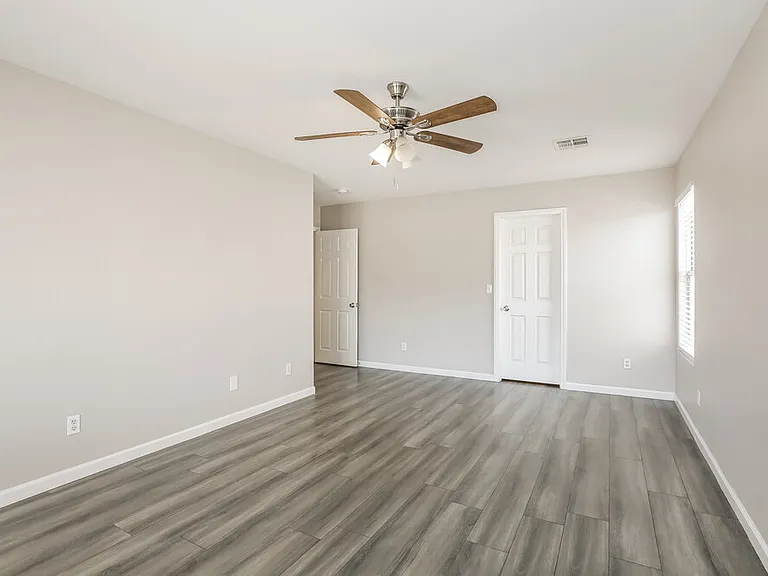 7833 Lovely Pine Pl — Photo 10