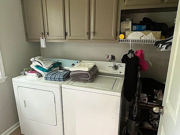 4th image of 688 Whittenburg Dr