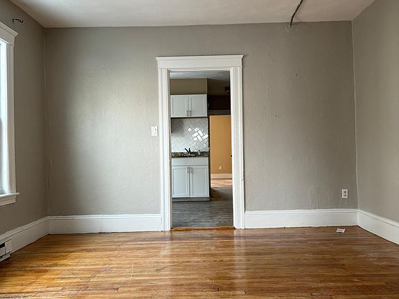 3rd image of 19 Westfield St APT 1N