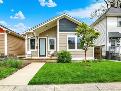 829 Olive St, Indianapolis, IN, 46203