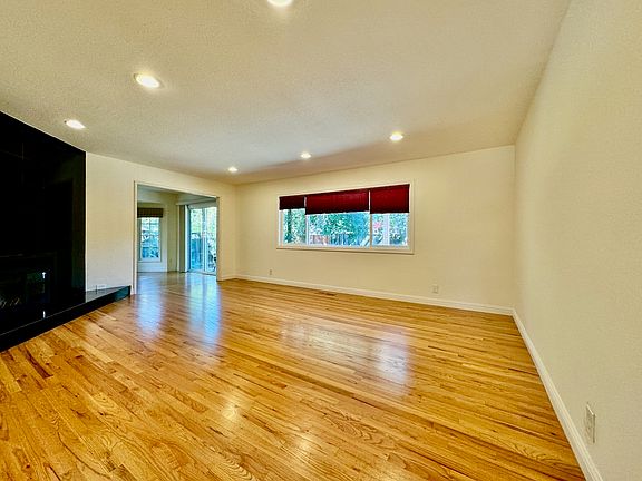2nd image of 1186 Happy Valley Ave