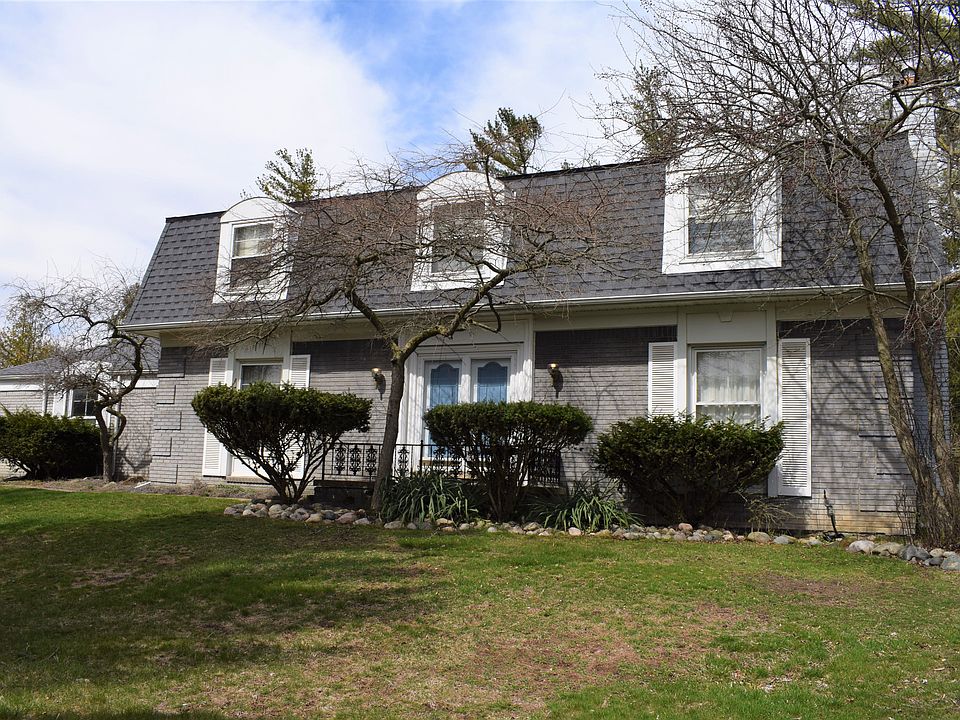 1st image of 28090 Danvers Dr