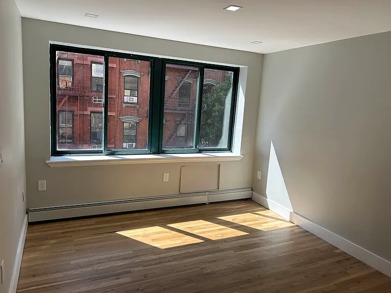 26 Clinton St #3A — Photo 7