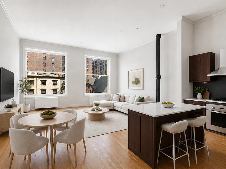 655 6th Ave #D3 — Photo 1