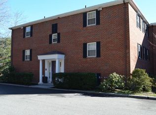 5 Powder House Ln APT 5, Manchester, MA 01944