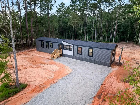 19 Oak Dr, Picayune, MS 39466
