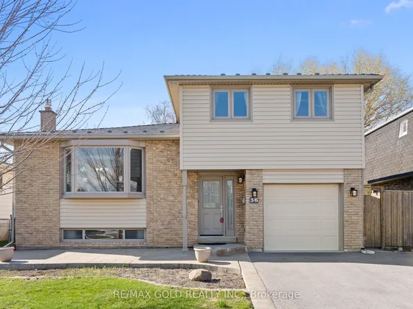 36 Greenmount Rd, Brampton, ON L6S 1L5
