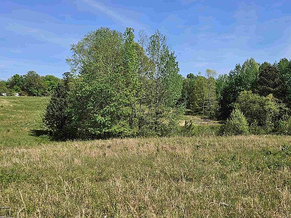 3rd image of 0 Stackyard Rd