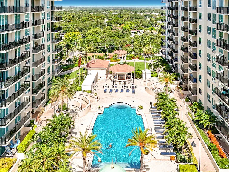 610 W Las Olas Blvd #1819N — Photo 79