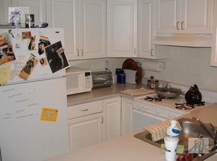 68 Egmont St APT 2, Brookline, MA 02446
