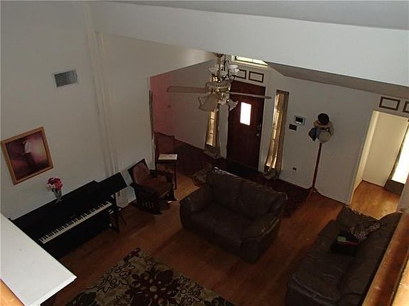 5th image of 7732 Grassland Dr