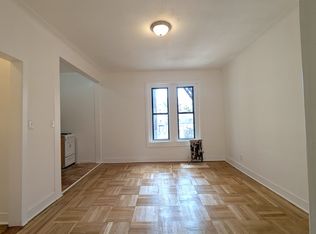 363 Ocean Pkwy APT C1, Brooklyn, NY 11218