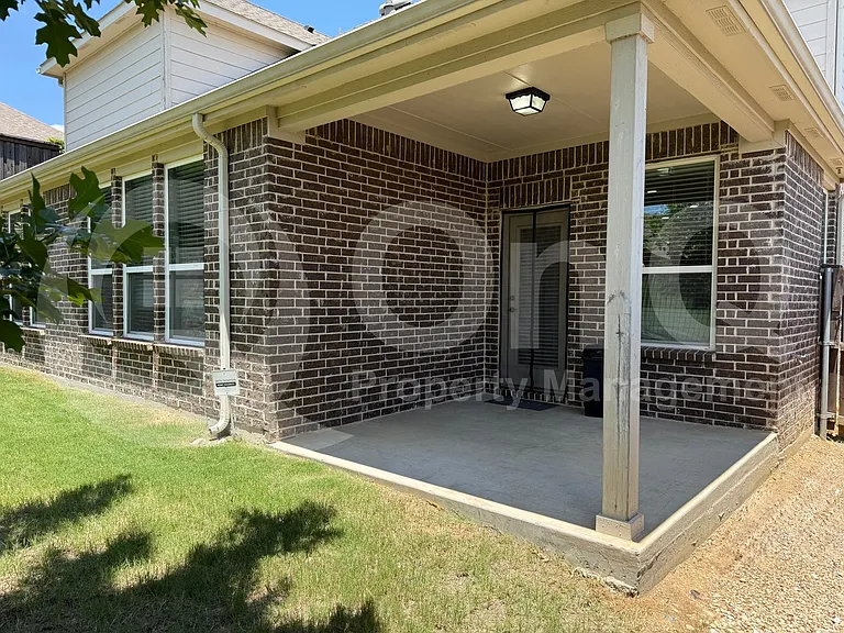 211 Copper Canyon Dr — Photo 25