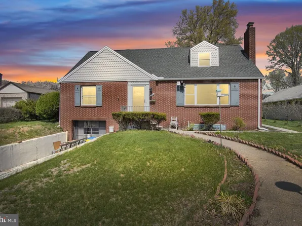 3736 Sharon St, Harrisburg, PA 17111