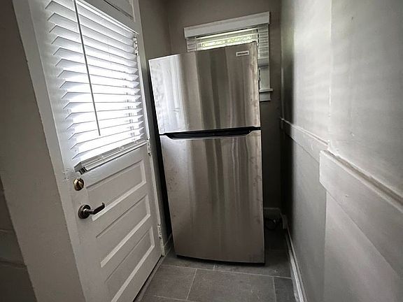 5th image of 752 Shady Dr E #7217338