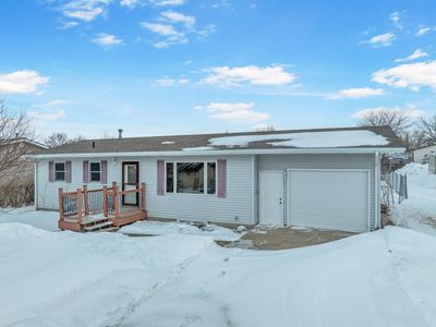 15 4th St NE, Surrey, ND, 58785