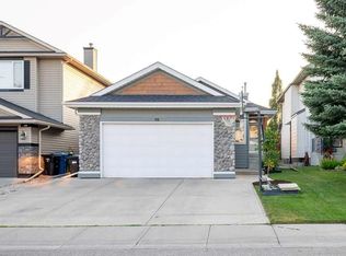 98 E Chapala Grv SE, Calgary, AB T2X3V5