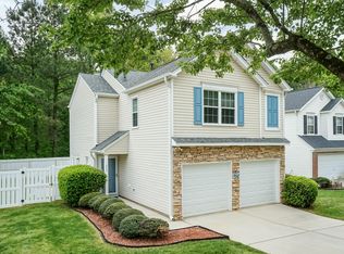 228 Adefield Ln, Holly Springs, NC 27540