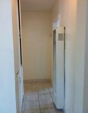 4th image of 1531 1/2 W 105th St