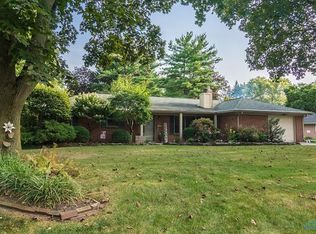 1925 W Crest Dr, Toledo, OH