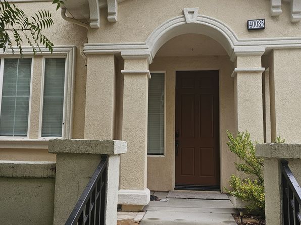 40085 Spring Place Ct