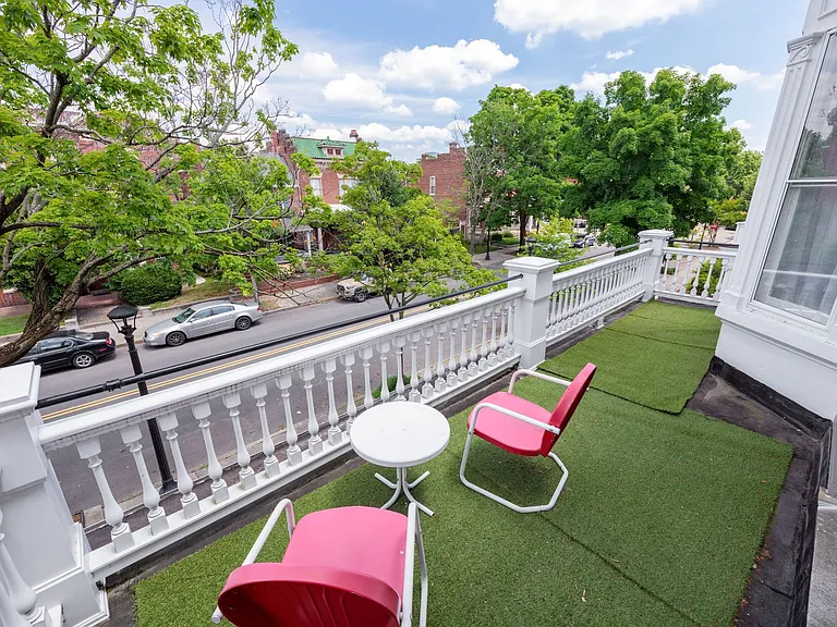 2713 W Grace St — Photo 36