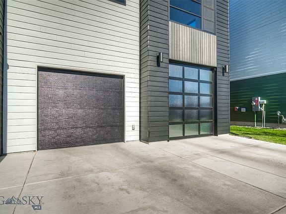 3rd image of 2822 S 29th Ave