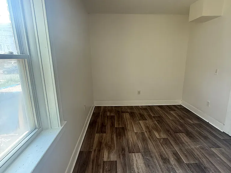 813 Bridge St #1 — Photo 6