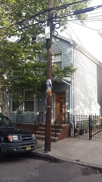 2nd image of 43 Napoleon St