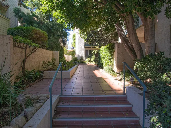 985 E California Blvd Unit 205, Pasadena, CA 91106