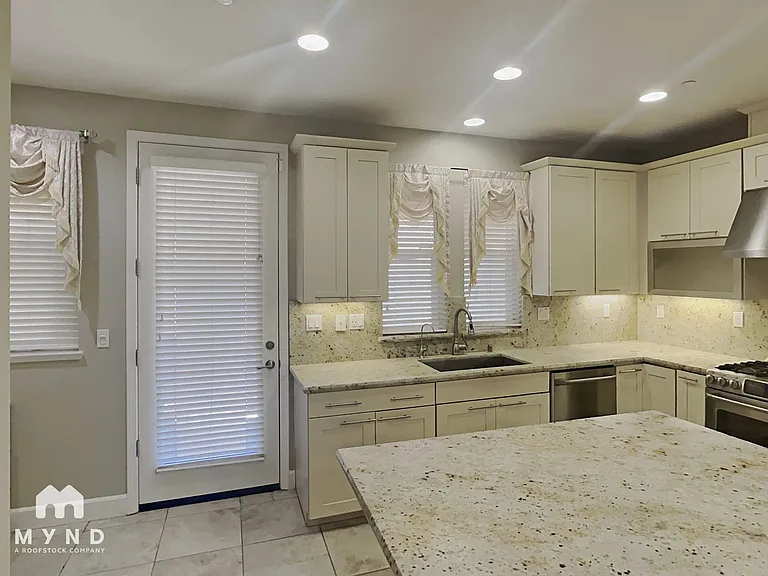 5905 Raleigh Rd — Photo 26