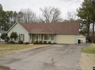 123 Bunny Ln, Martin, TN 38237