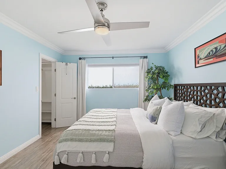 1600 Ardmore Ave #219 — Photo 14