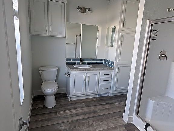 5th image of 4031 Canary Ln