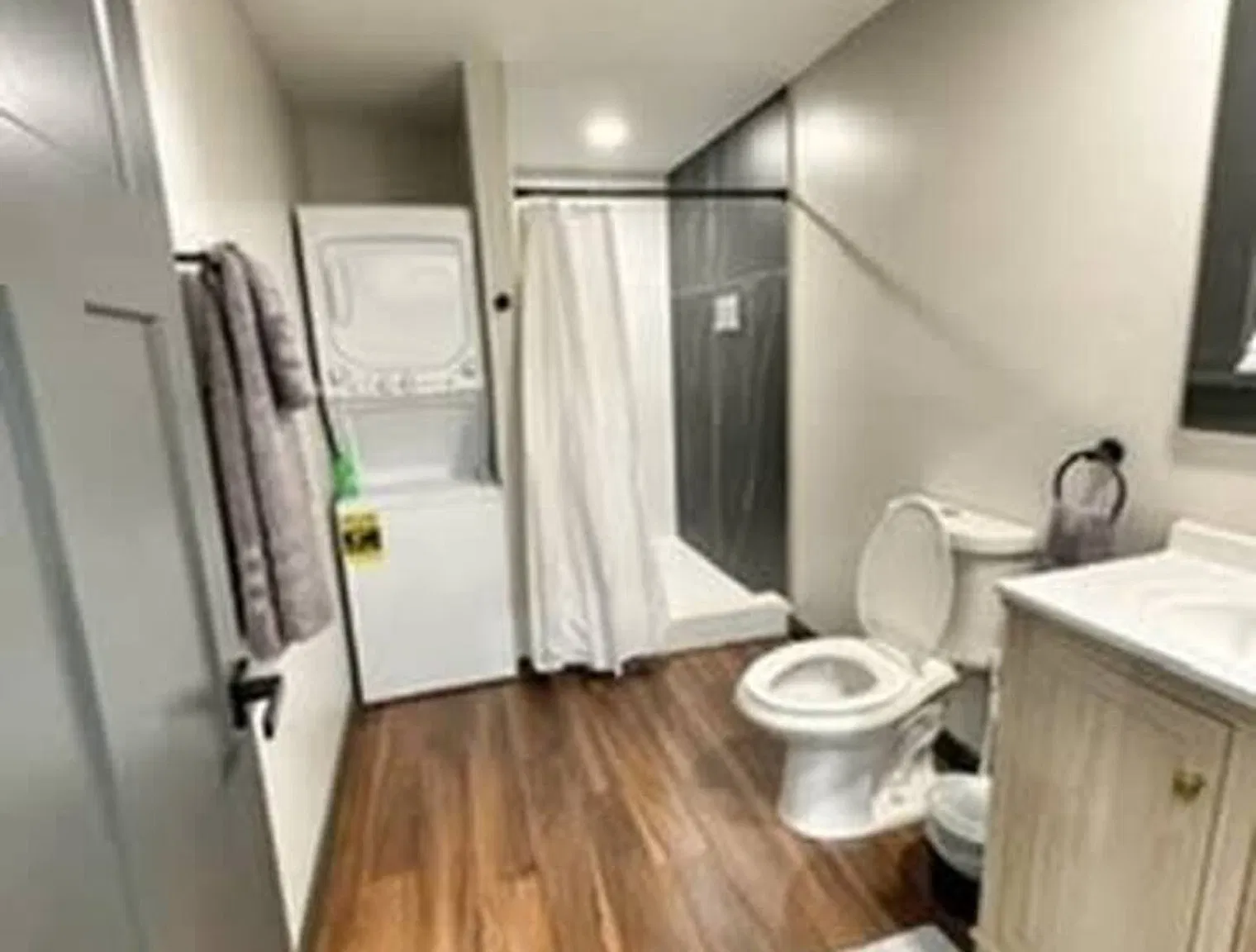 2 bed, 1.0 bath, $2,554 — Photo 4